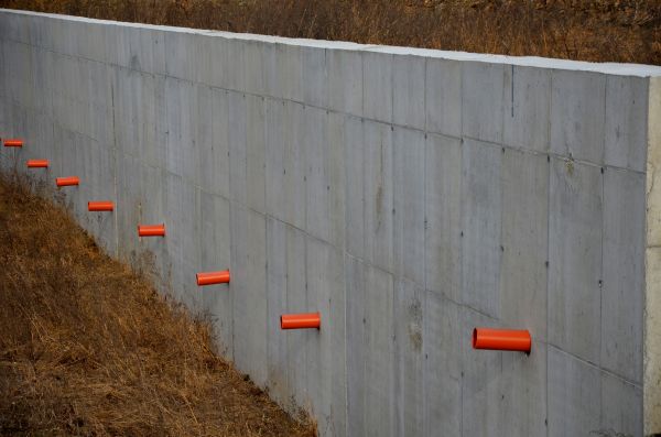 Cost of Retaining Wall Drainage in Mill Valley